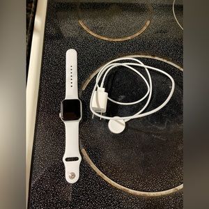 Apple Watch Series 4